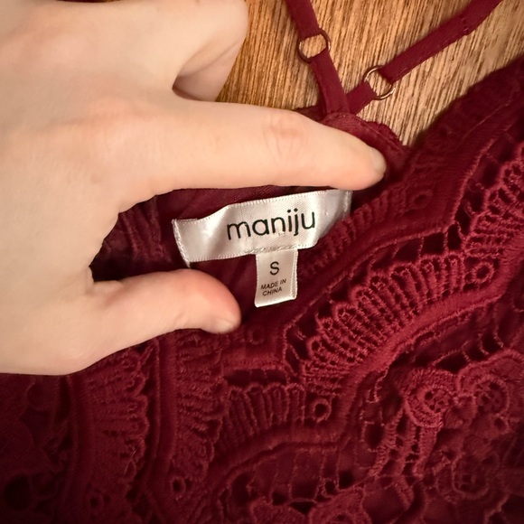 Chic Lace Burgundy Dress - Picture 5 of 7